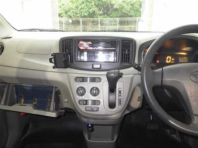 DAIHATSU MIRA E S 2012