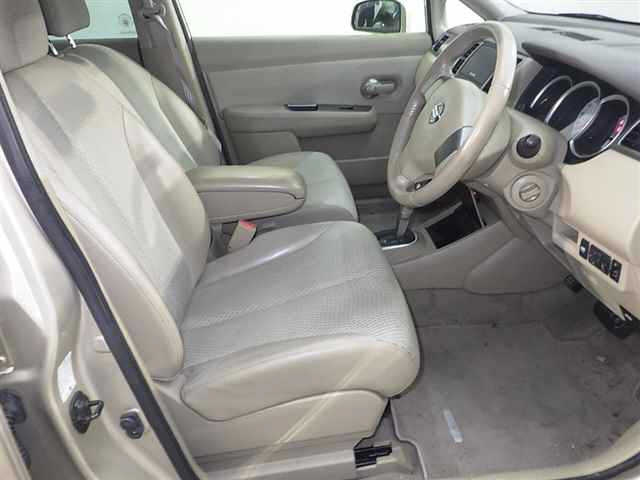 NISSAN TIIDA 2012