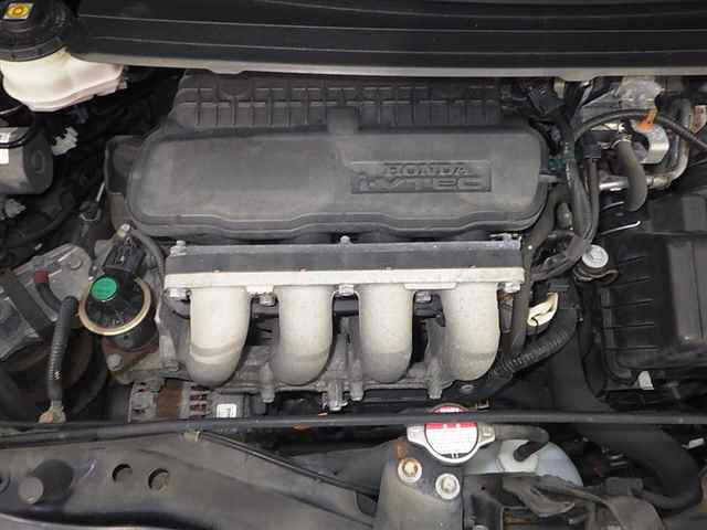 HONDA FREED SPIKE 2012