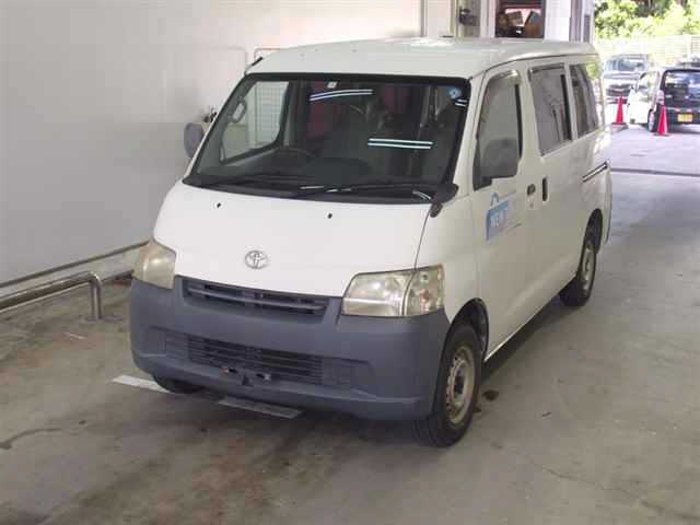TOYOTA TOWN ACE VAN 2011