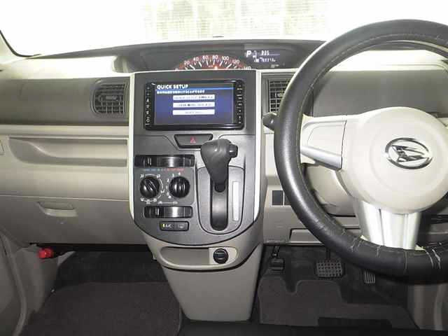 DAIHATSU TANTO 2014