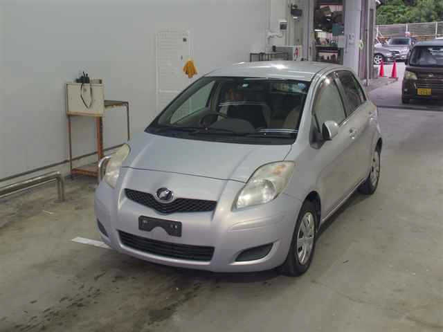 TOYOTA VITZ 2009