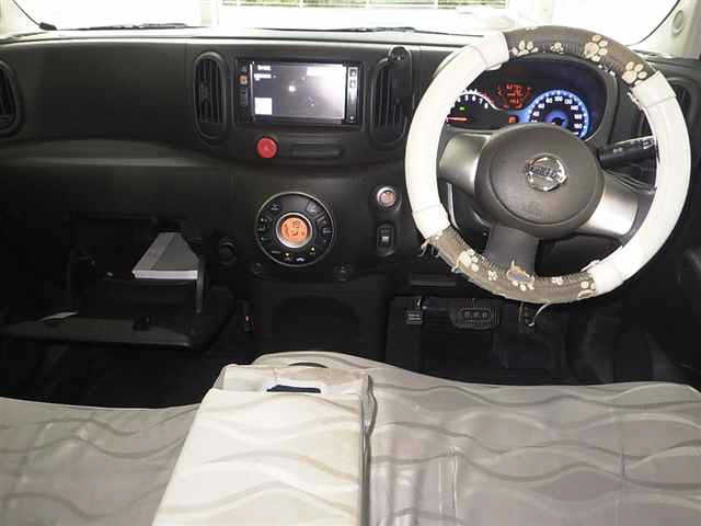 NISSAN CUBE 2011