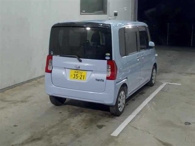 DAIHATSU TANTO 2017