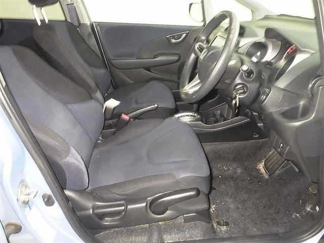 HONDA FIT 2010
