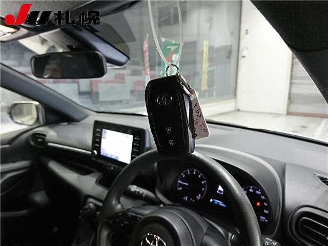 TOYOTA YARIS 2020