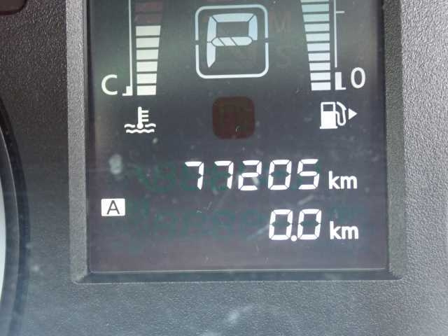 NISSAN CARAVAN VAN 2013