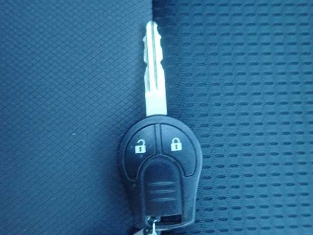 NISSAN NV200 2018