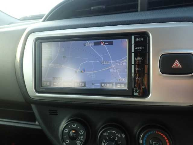 TOYOTA VITZ 2015