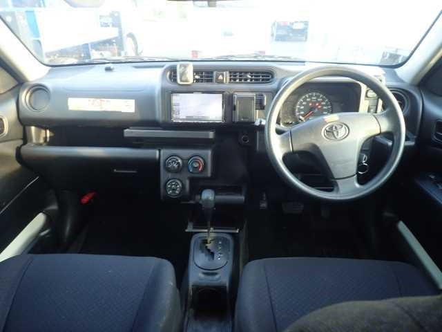 TOYOTA PROBOX 2017