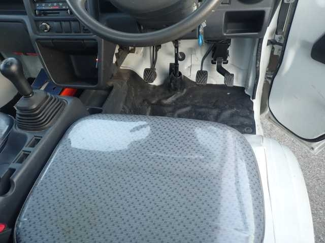 NISSAN CLIPPER TRUCK 2016
