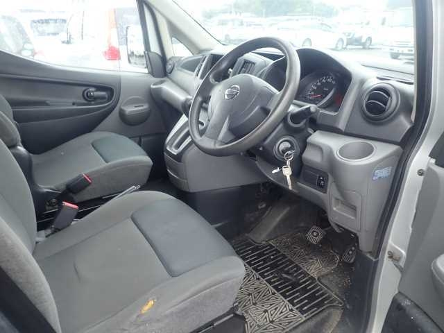 NISSAN NV200 2009