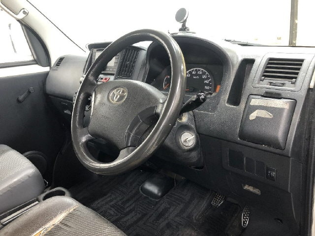 TOYOTA LITE ACE VAN 2012
