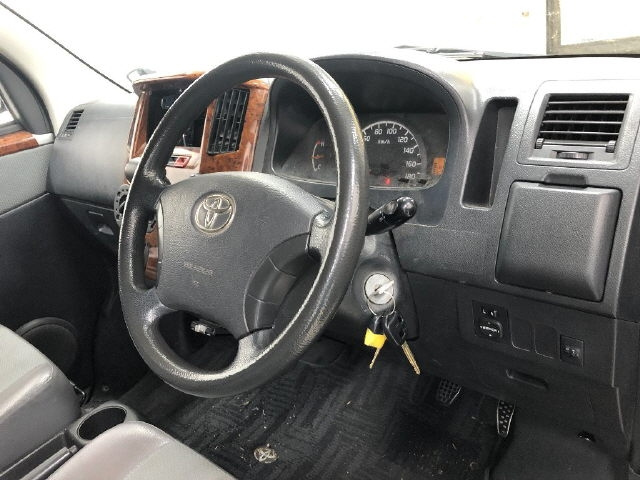 TOYOTA TOWN ACE VAN 2009