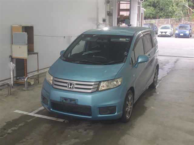 HONDA FREED 2010