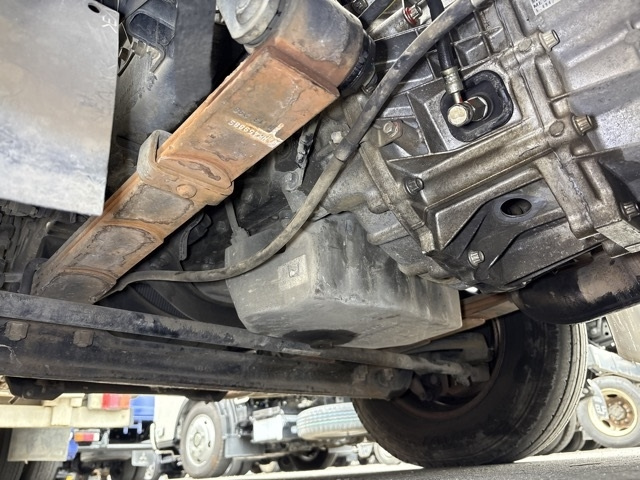 MITSUBISHI CANTER 2014