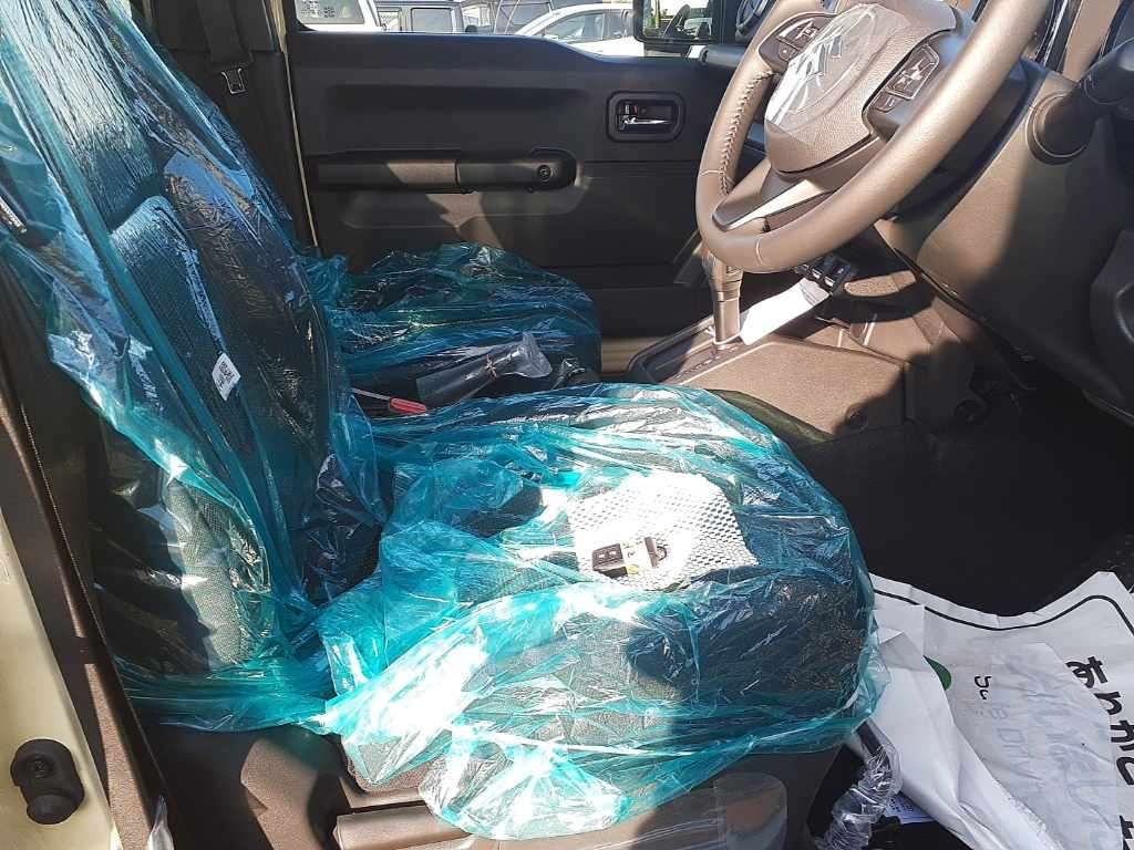 SUZUKI JIMNY NOMADE 2025