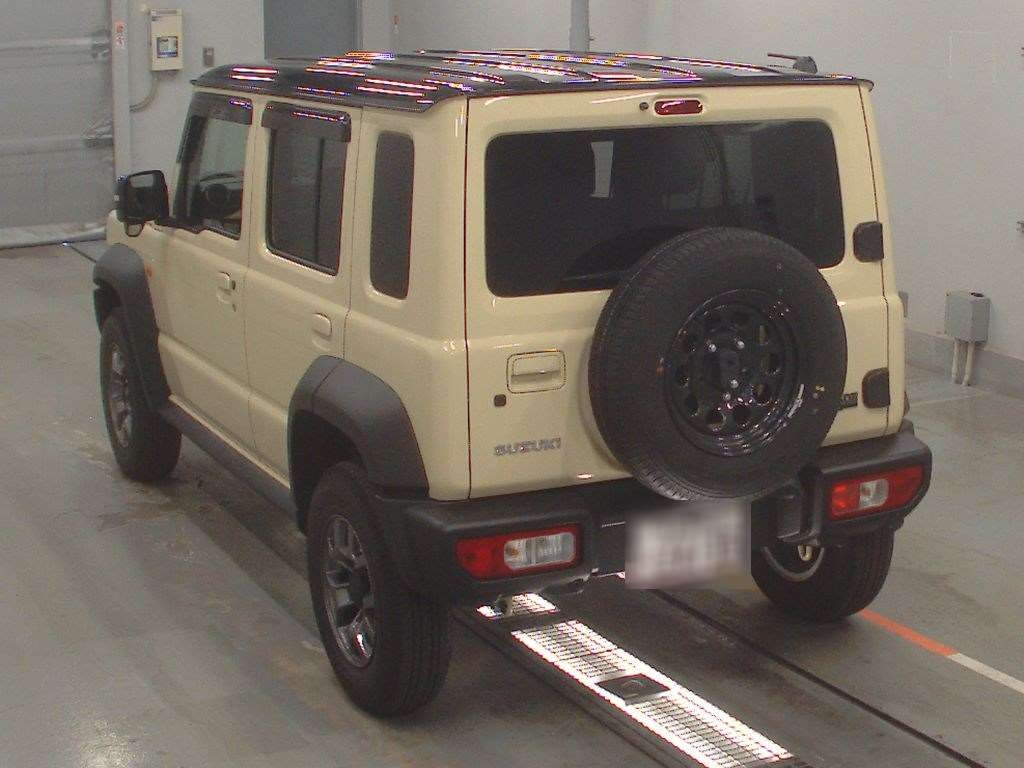 SUZUKI JIMNY NOMADE 2025