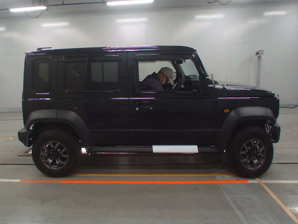 SUZUKI JIMNY NOMADE 2025
