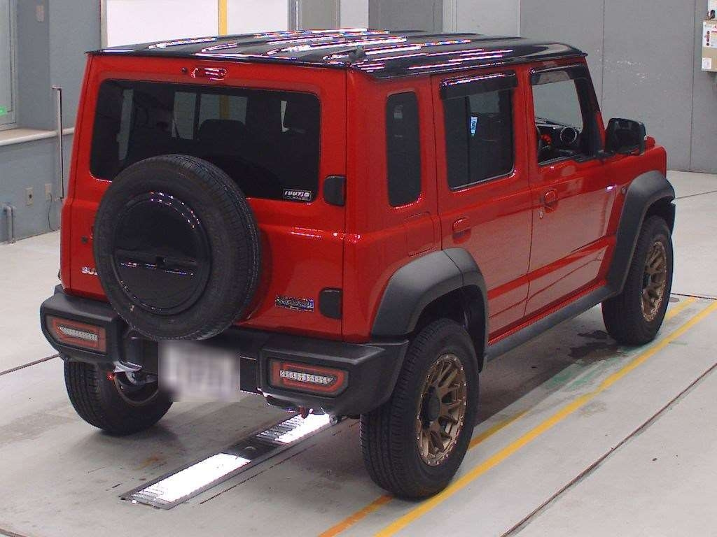 SUZUKI JIMNY NOMADE 2025