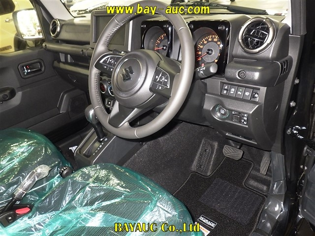 SUZUKI JIMNY NOMADE 2025