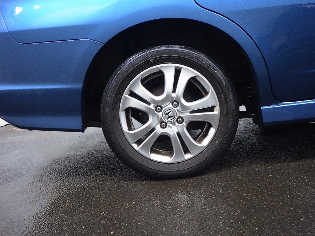 HONDA FIT SHUTTLE 2012