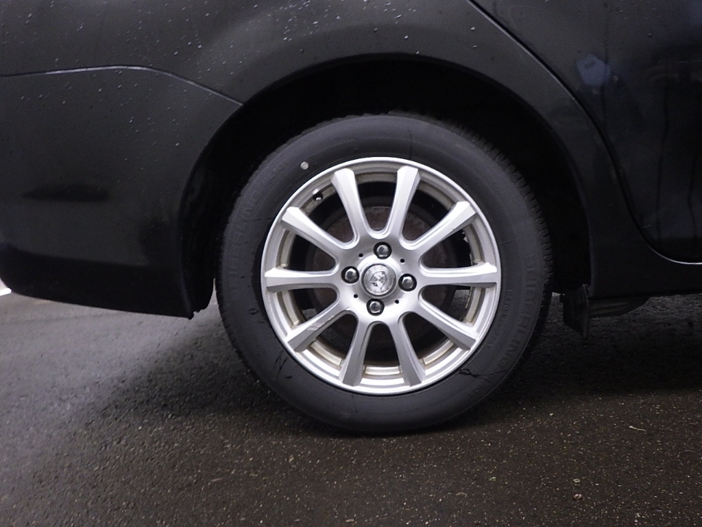 TOYOTA COROLLA FIELDER 2014