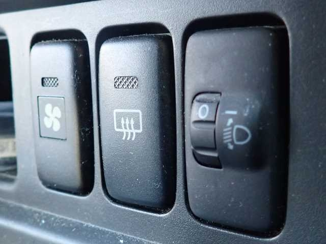 DAIHATSU HIJET VAN 2016