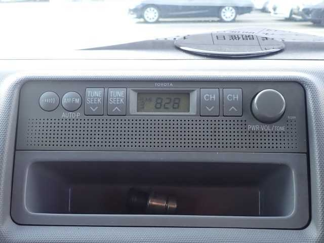 TOYOTA HIACE VAN 2009