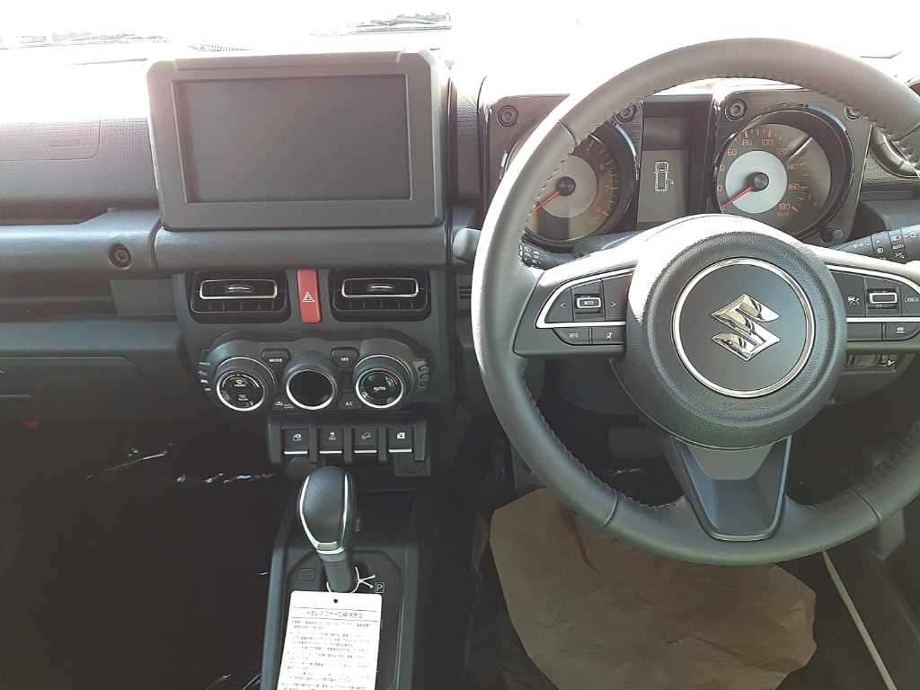 SUZUKI JIMNY NOMADE 2025