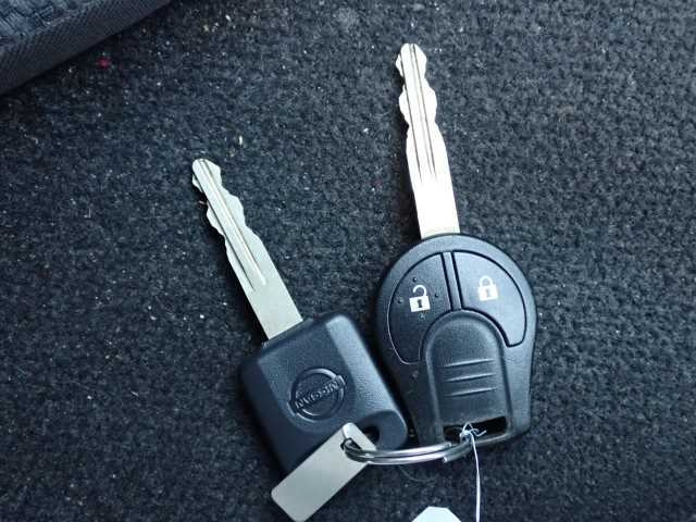 NISSAN CARAVAN VAN 2017