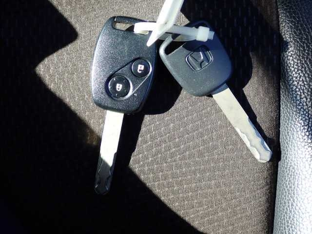 HONDA FIT SHUTTLE 2012