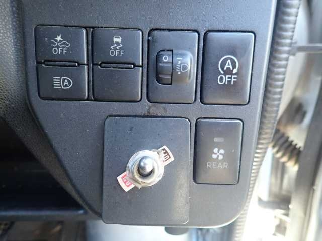 DAIHATSU HIJET VAN 2019