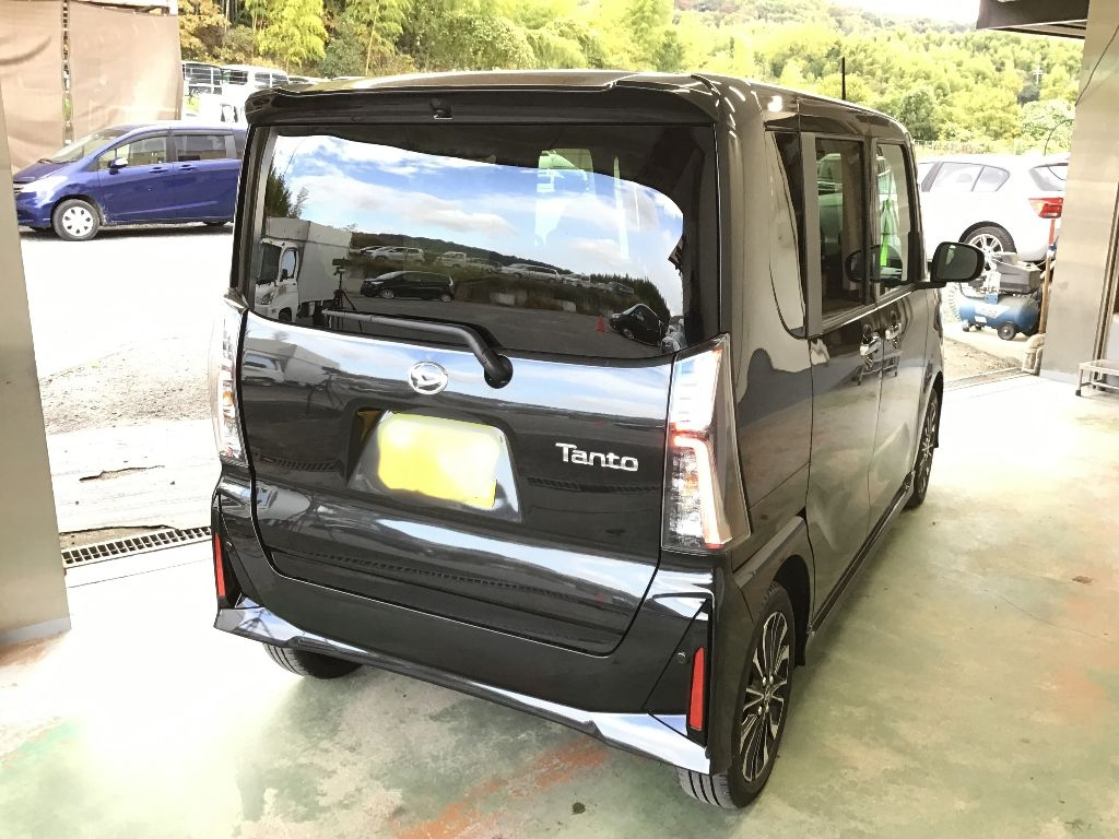 DAIHATSU TANTO 2024