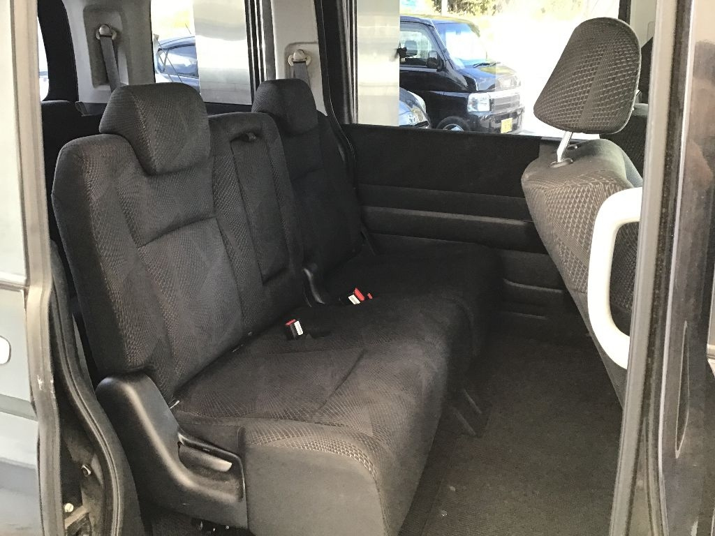 HONDA STEP WAGON 2011