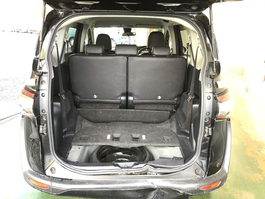 TOYOTA SIENTA 2018