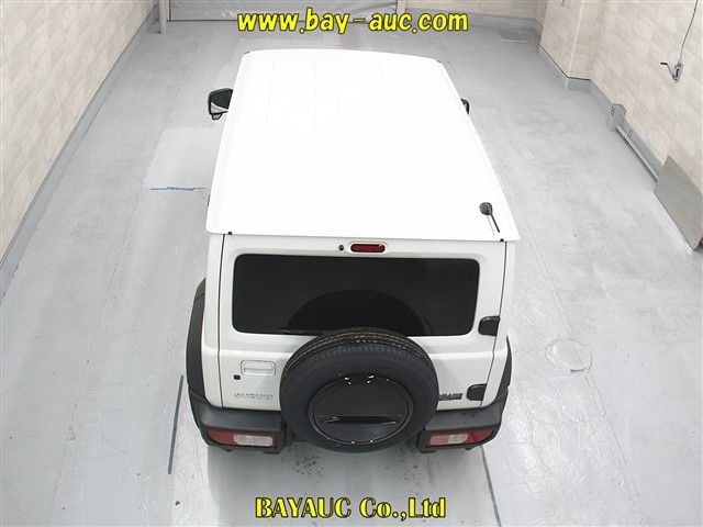 SUZUKI JIMNY NOMADE 2025