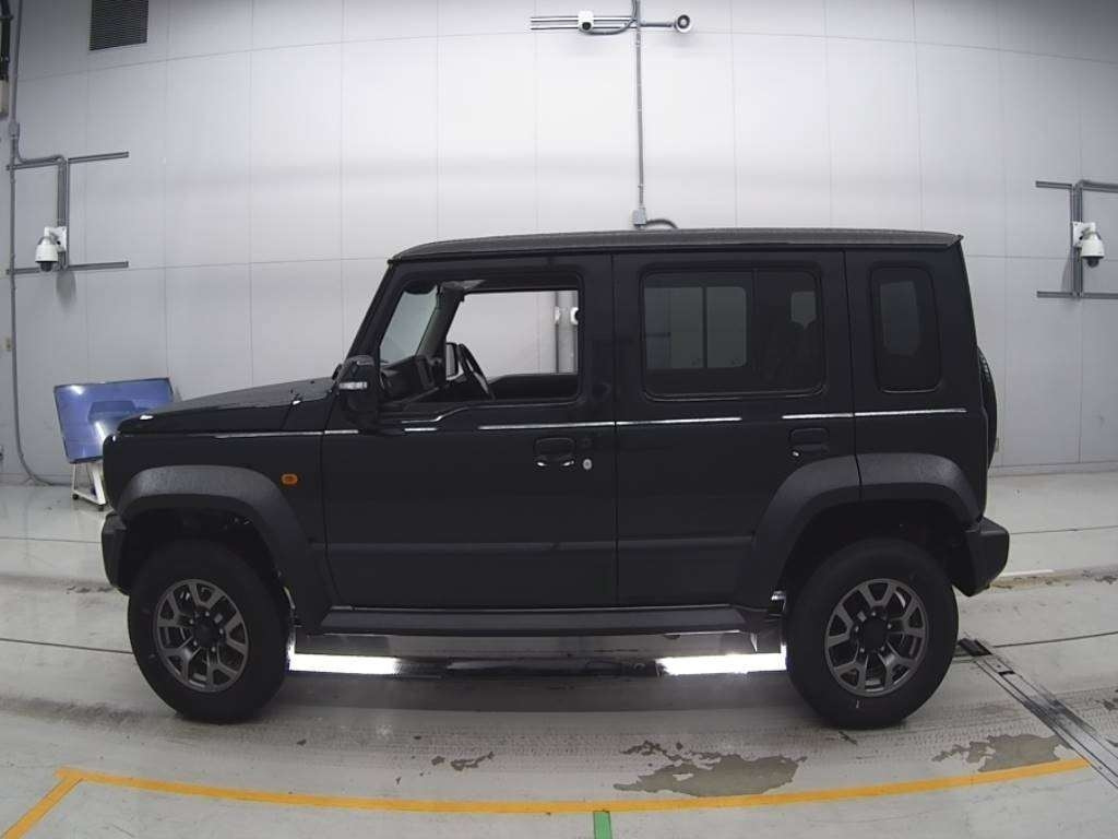 SUZUKI JIMNY NOMADE 2025