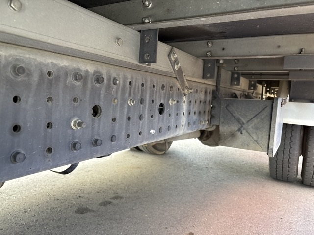 MITSUBISHI CANTER 2013