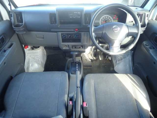 NISSAN CLIPPER VAN 2012