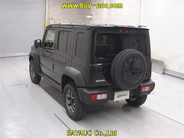 SUZUKI JIMNY NOMADE 2025