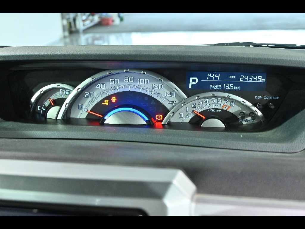 TOYOTA PIXIS MEGA 2019