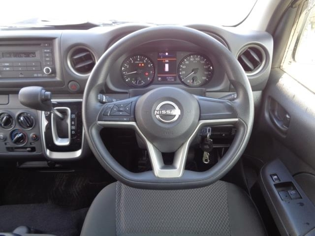 NISSAN CARAVAN VAN 2022