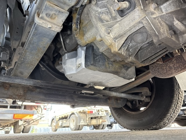 MITSUBISHI CANTER 2012