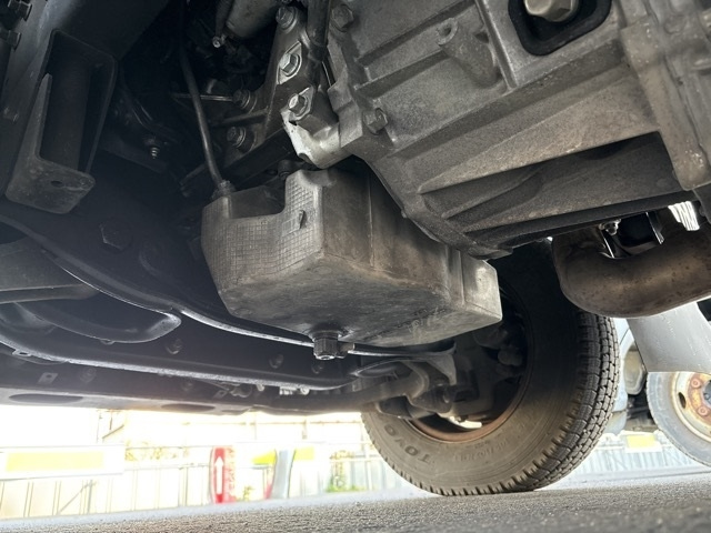 MITSUBISHI CANTER 2015