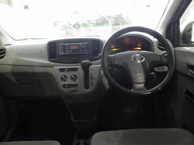 TOYOTA PIXIS EPOCH 2015