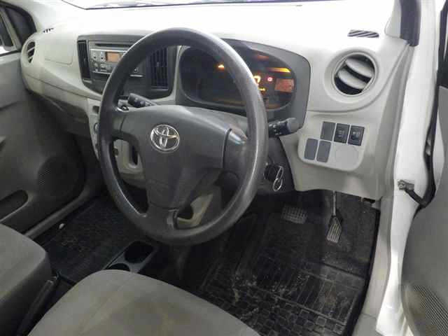 TOYOTA PIXIS EPOCH 2015