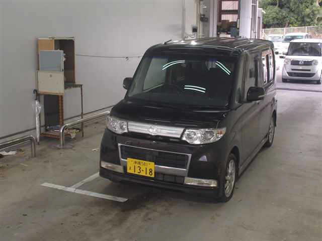 DAIHATSU TANTO 2009