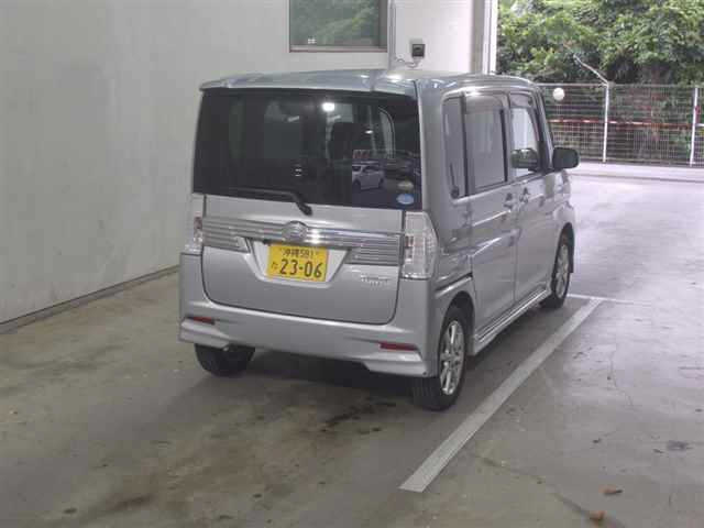 DAIHATSU TANTO 2016
