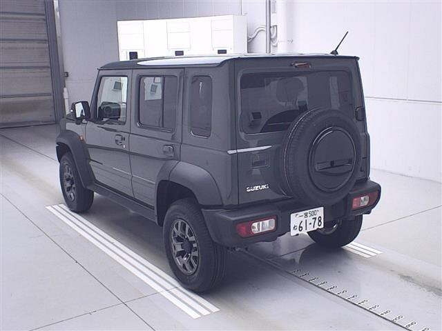 SUZUKI JIMNY NOMADE 2025